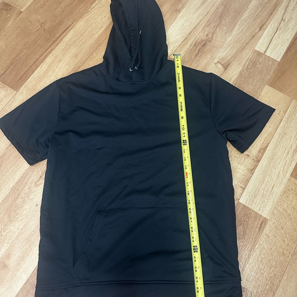 2 Mens Carbon Short Sleeved Hoodies - Medium Bundle